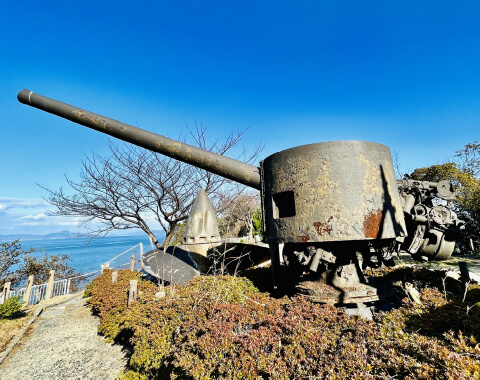 戦艦陸奥祈念館に飾られた、引き上げられた主砲