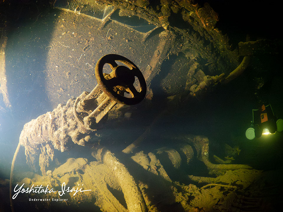 USS New Yorkのエンジンルーム